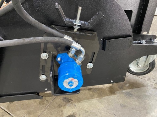 Щетка с передним бункером 