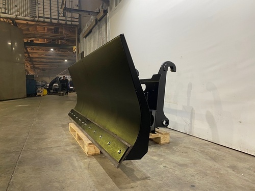 Отвал снеговой для фронтальных погрузчиков и экскаваторов-погрузчиков 