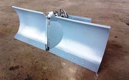 Отвал "Бабочка" для мини-погрузчиков с гидроповоротом 