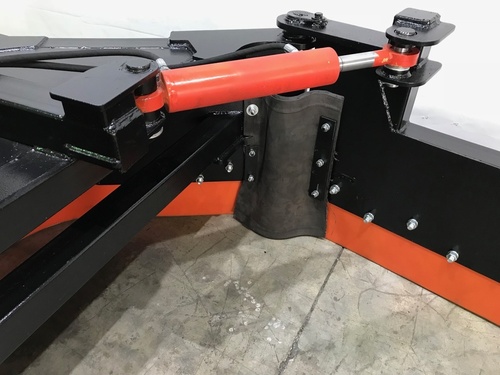 Скрепер на мини-погрузчики и прочие машины 