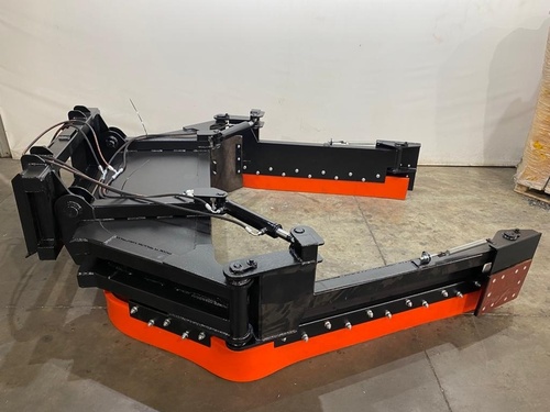 Скрепер на мини-погрузчики и прочие машины 